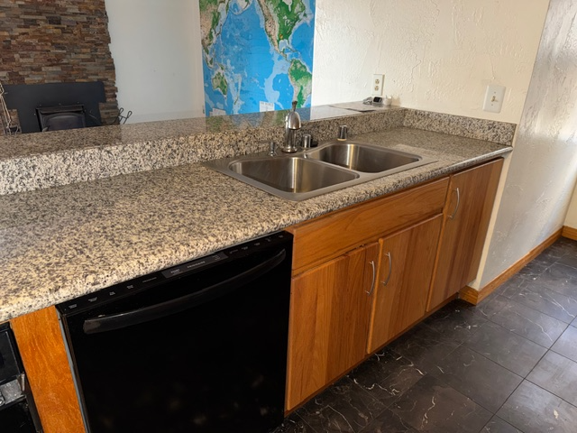 9076 Walker Ct - Photo 4 of 20