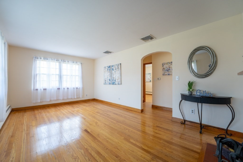 189 Wheeler Ave - Photo 3 of 19