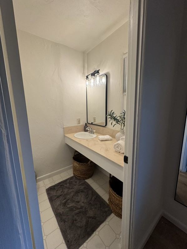 10 Country Club Way #F2 - Photo 3 of 8