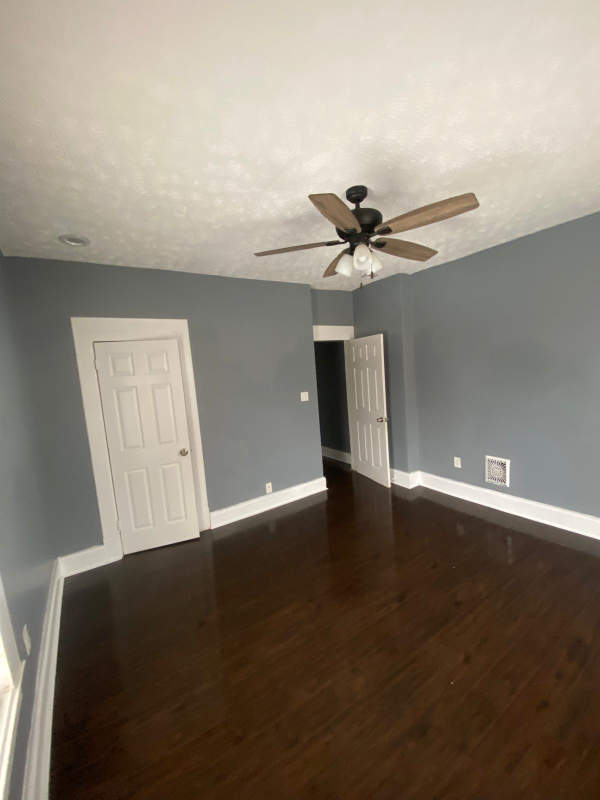 422 Jefferson Ave #422 - Photo 2 of 10