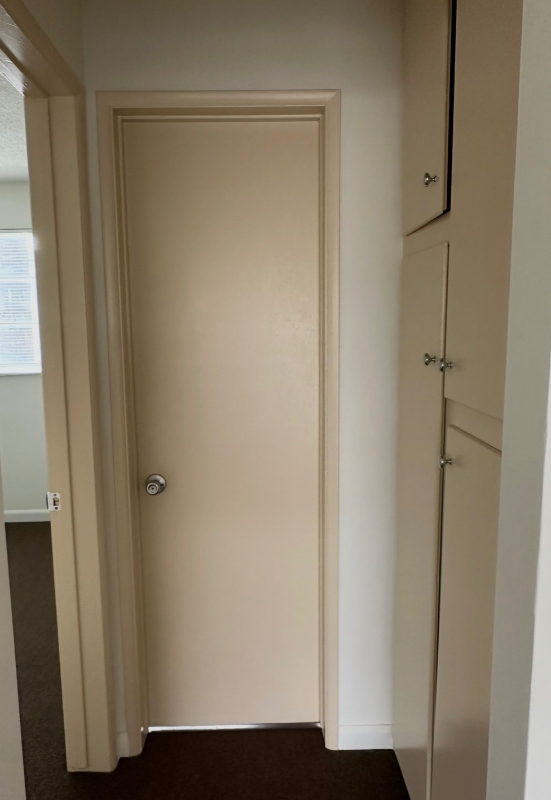 11914 Downey Ave - Photo 5 of 5