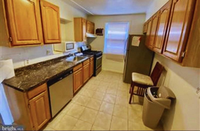 5540 60th Ave - Photo 3 of 4