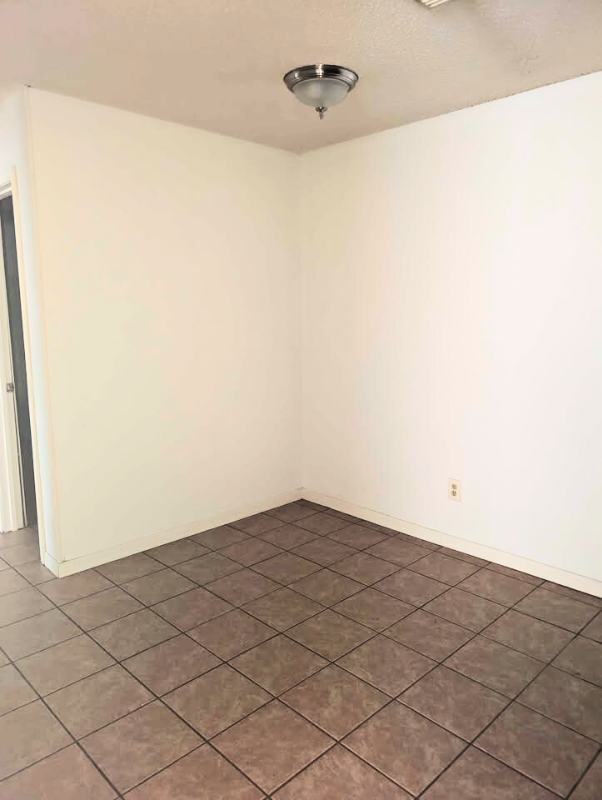 102 E Truman Ave #K - Photo 4 of 7