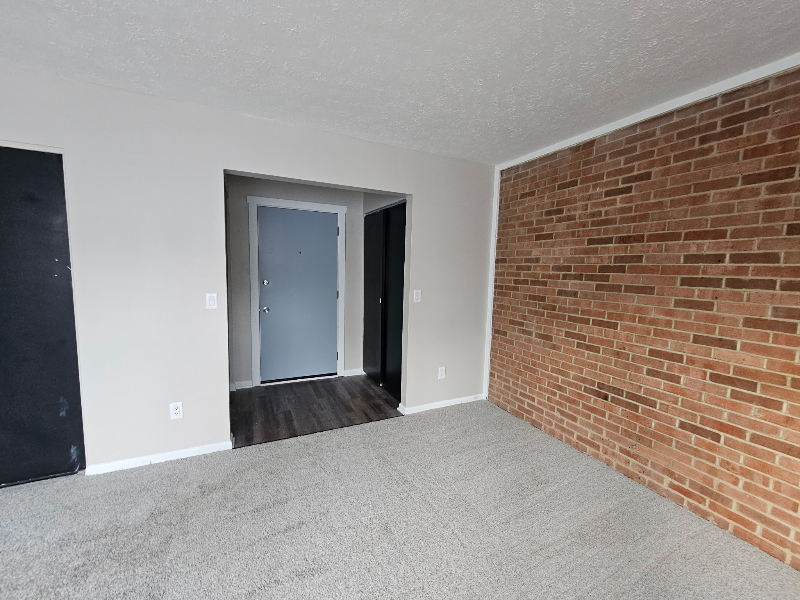 1400 Yale Ave Nw #8 - Photo 3 of 5