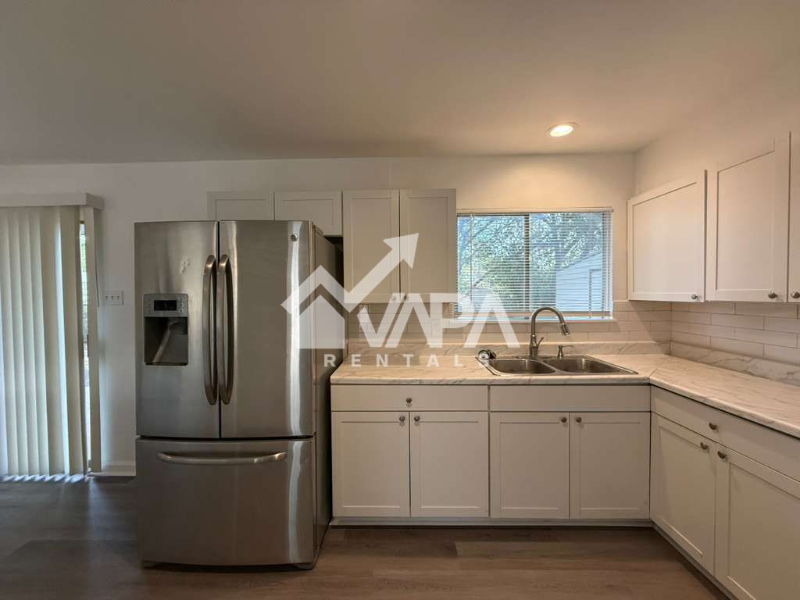 6514 Mossledge Dr - Photo 6 of 15