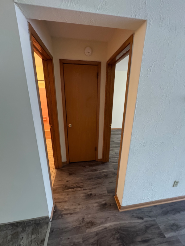 556 Jenks Ave #7 - Photo 7 of 12