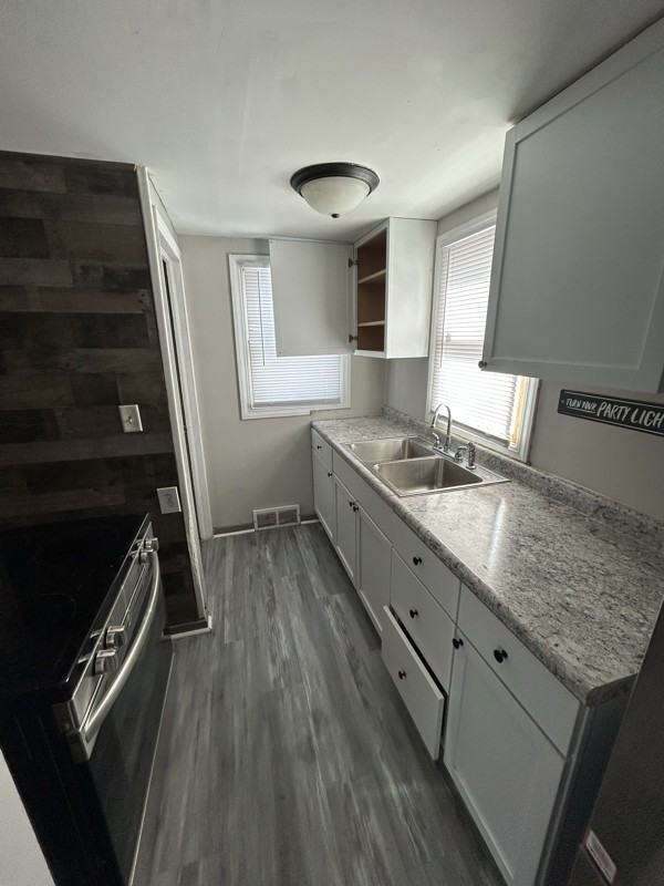 35 5th Ave Ne - Photo 2 of 8