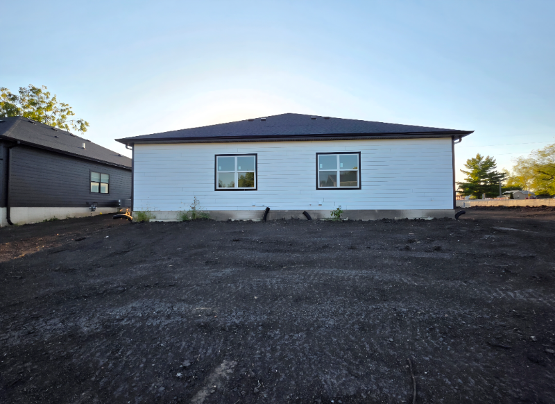 718 Ringgold St - Photo 2 of 10