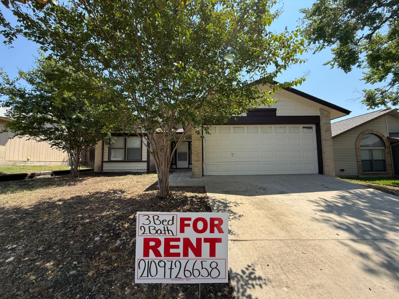 7230 Grassy Trl - Photo 3 of 18