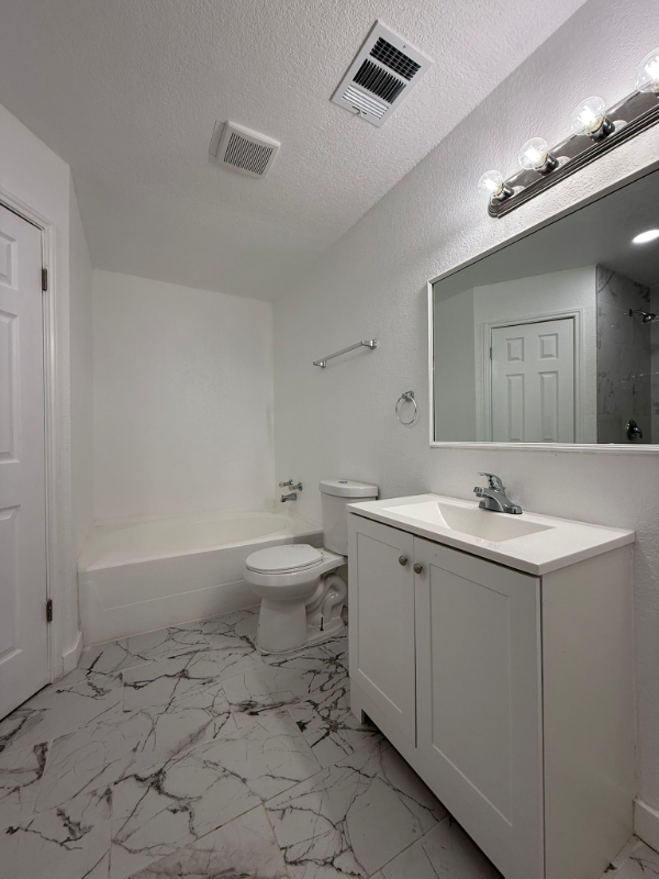 7230 Grassy Trl - Photo 4 of 18