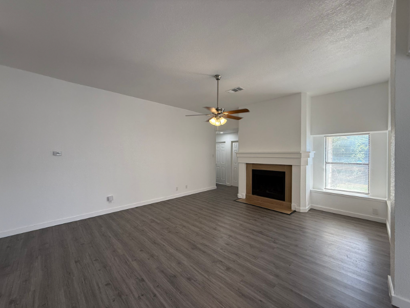 7230 Grassy Trl - Photo 5 of 18