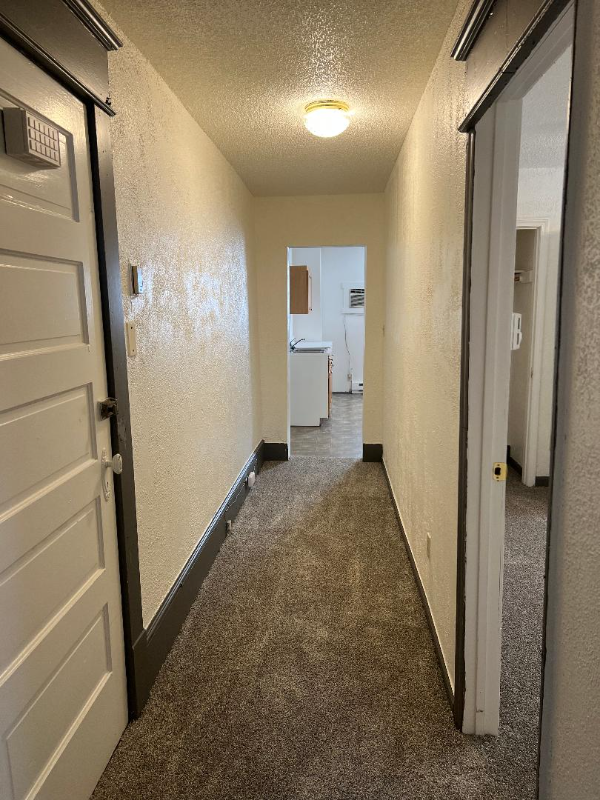 1412 Moorman Ave Nw - Photo 2 of 8