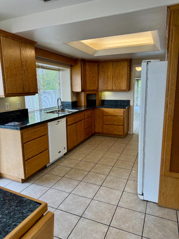 4627 Cordoba Way - Photo 2 of 20