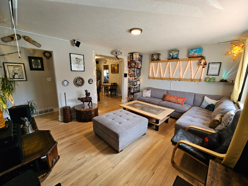 880 35th St #A - Photo 6 of 20