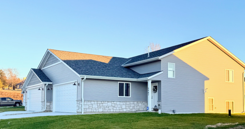 5989 Hanson Ct - Photo 3 of 20