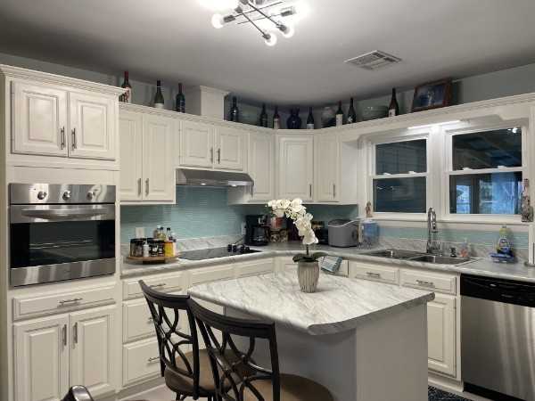 202 Shasteen St - Photo 4 of 20