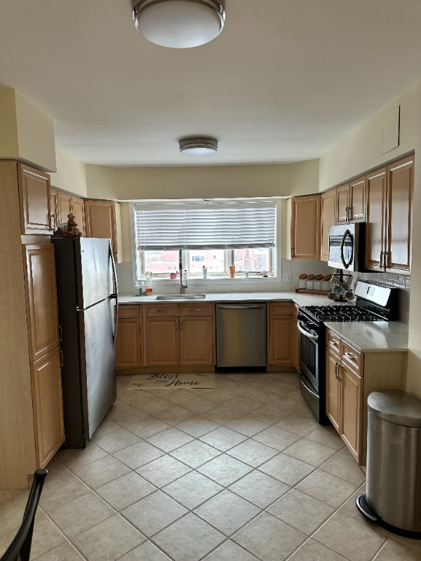 650 S River Rd - Photo 5 of 12