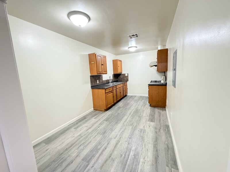 1 La Presa Ave #1 - Photo 4 of 7