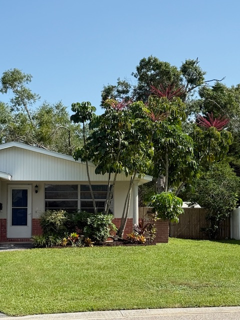 136 Davenport Ave Ne ##Ne - Photo 2 of 15