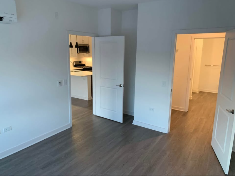 4743 N Wolcott Ave - Photo 6 of 20