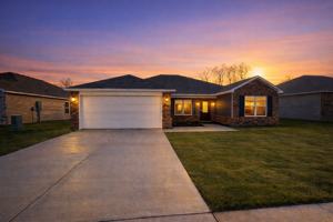 featured image of 2741 Biddie St