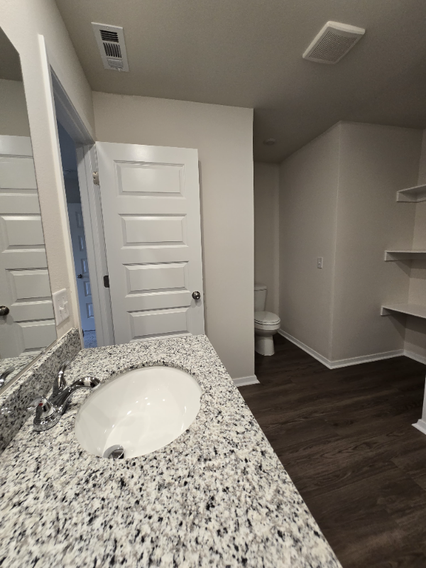 2741 Biddie St - Photo 5 of 20