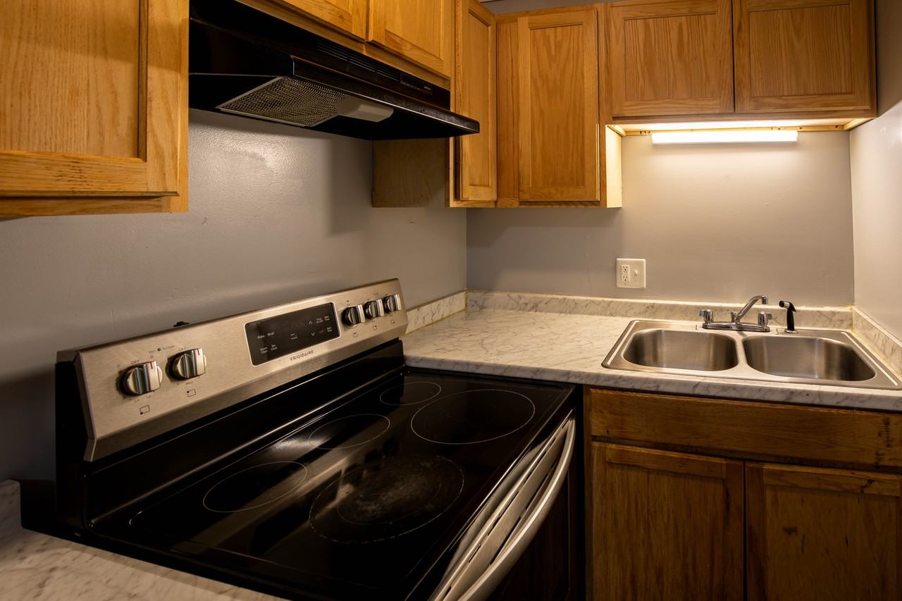 5768 Aftonshire Dr #5768 - Photo 5 of 20