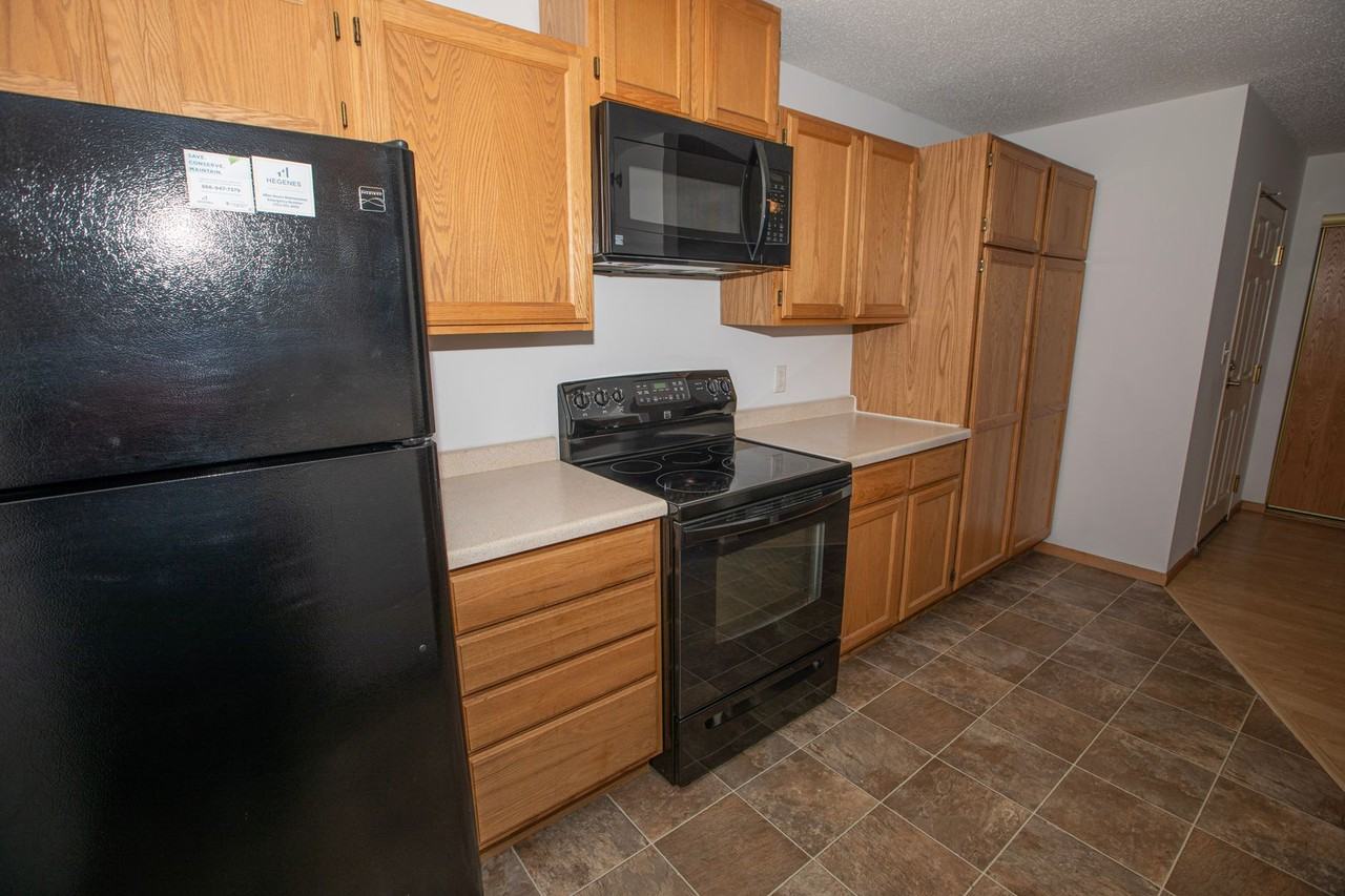 Maple Trails Apartments - Photo 4 of 12