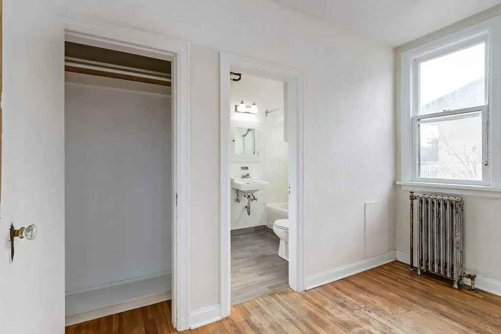 Tudor Manor - Photo 7 of 20