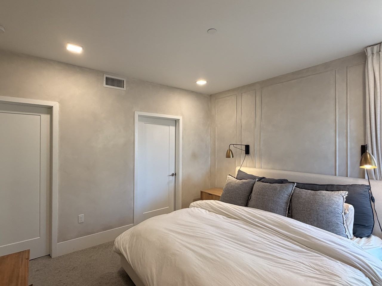 3253 Hollis St #A - Photo 6 of 16