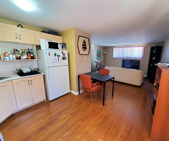 78 Centrepointe Drive - Photo 2 of 9