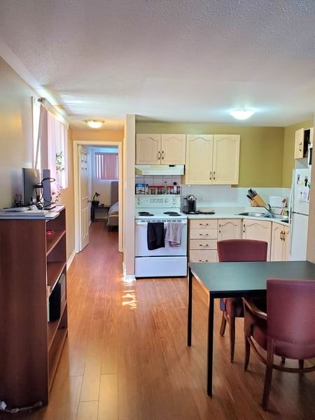 78 Centrepointe Drive - Photo 3 of 9