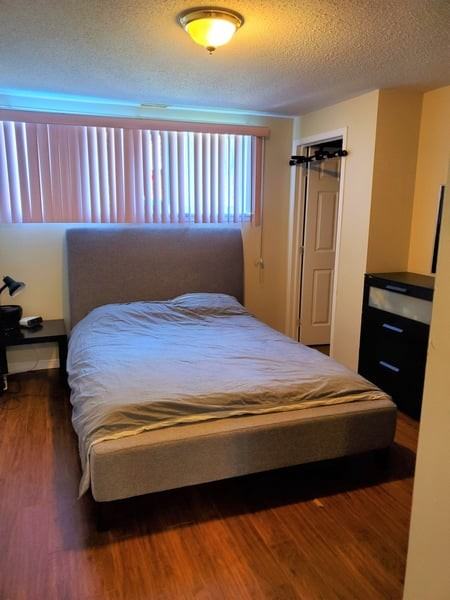 78 Centrepointe Drive - Photo 7 of 9