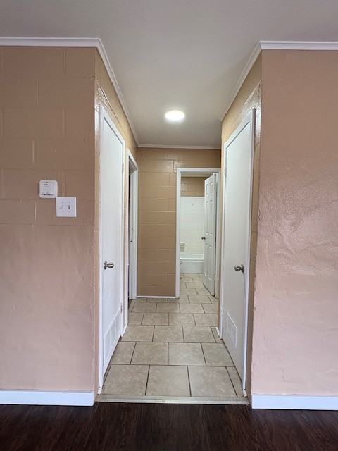 305 W Main St #5 - Photo 4 of 13