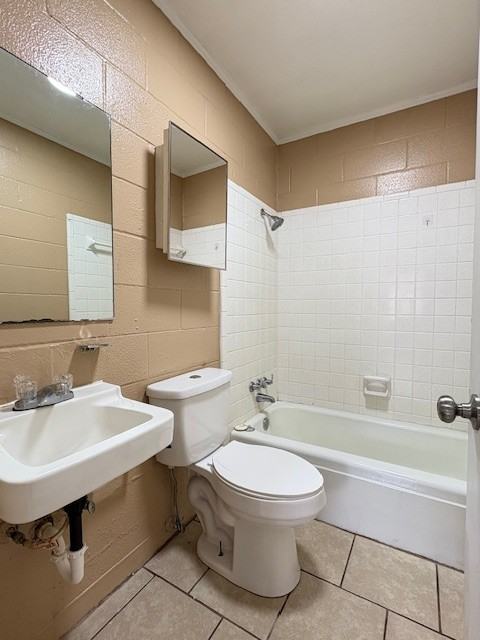 305 W Main St #5 - Photo 6 of 13