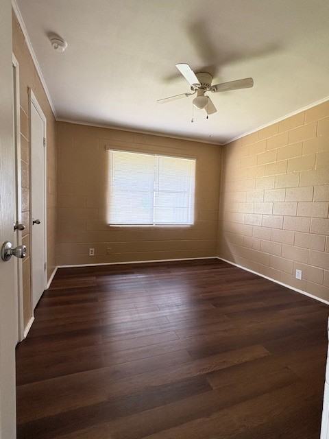 305 W Main St #5 - Photo 7 of 13