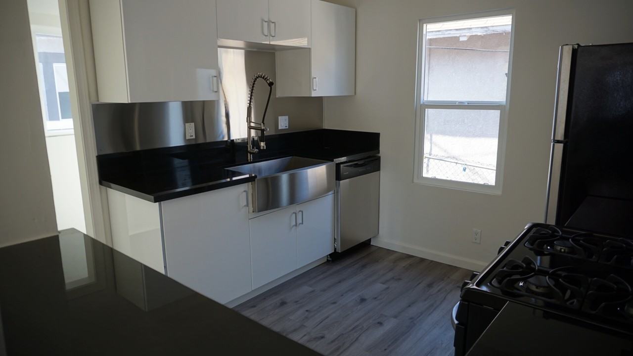 1751 Kent St #1755KENT - Photo 4 of 20