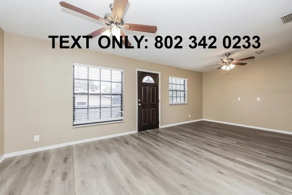 2471 Wellington Dr #NA - Photo 5 of 8