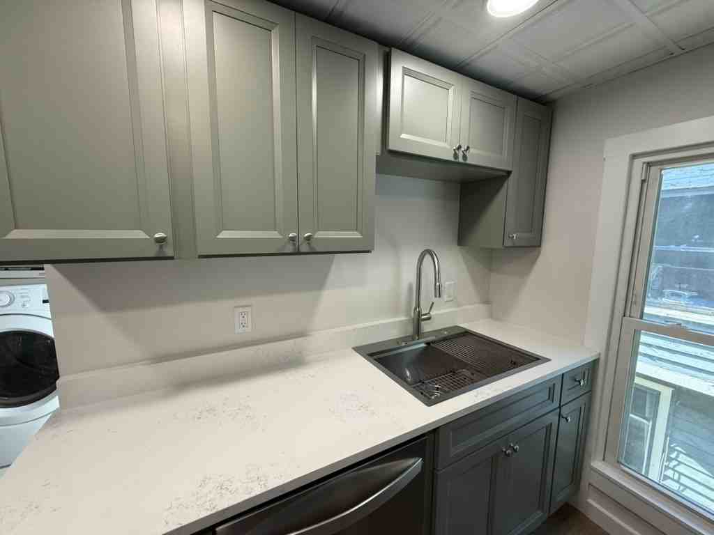 436 N Aurora St #2 - Photo 3 of 14