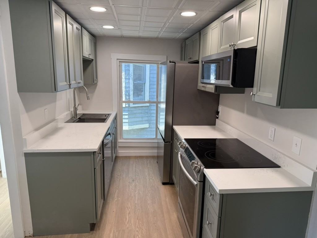 436 N Aurora St #2 - Photo 4 of 14