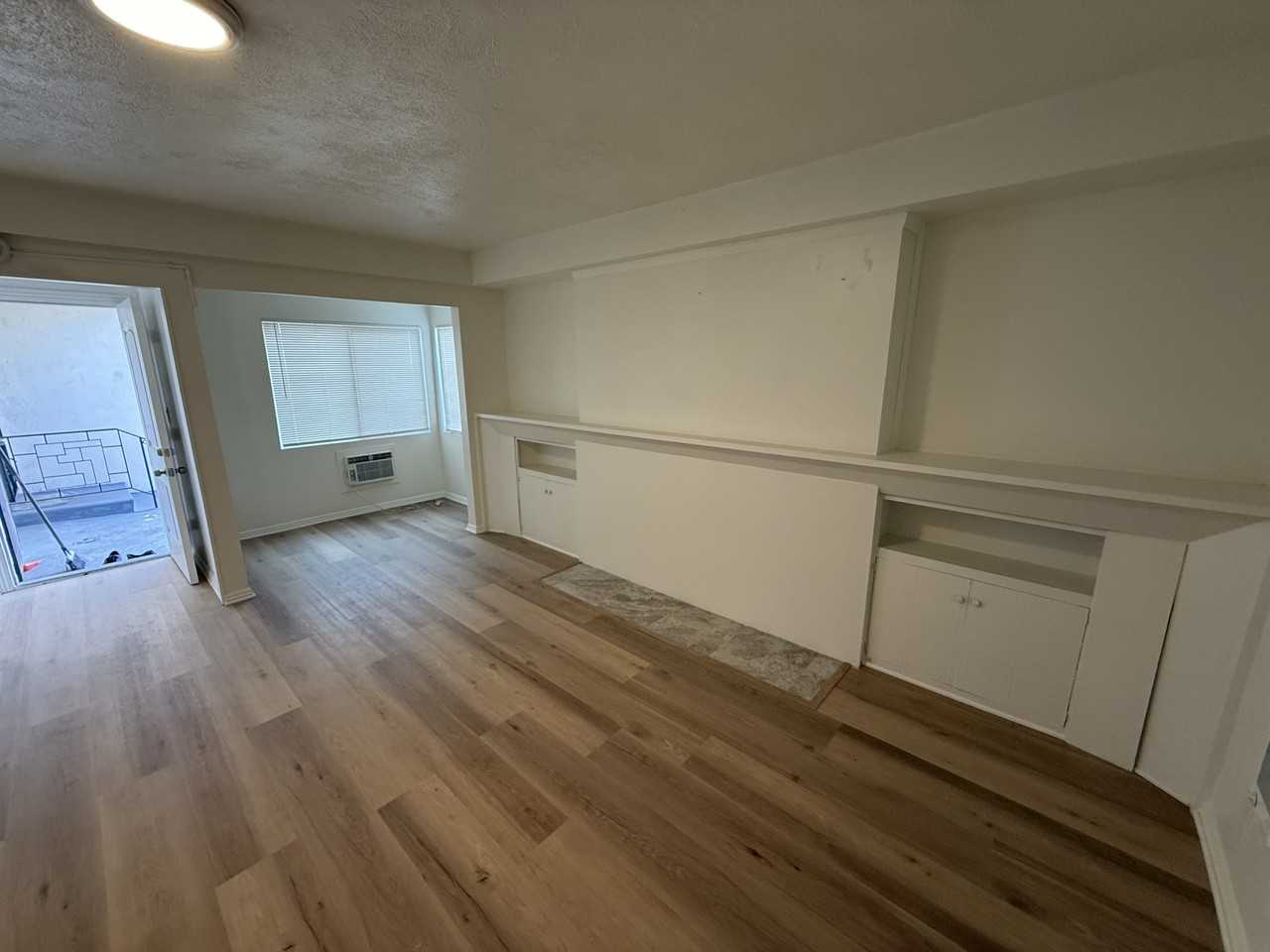 960 Yale St #964YALE - Photo 2 of 19