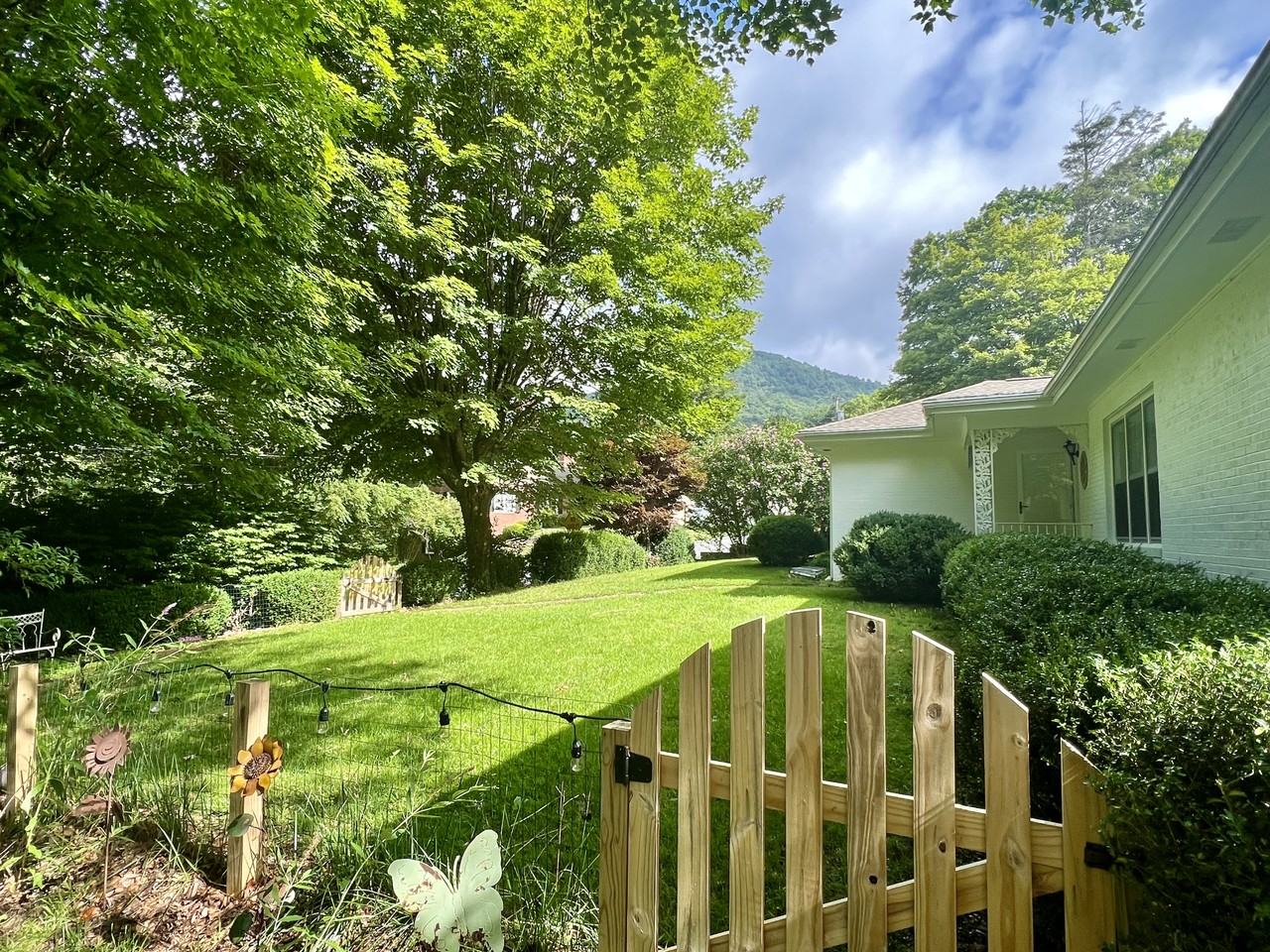 250 Edgewood Dr #NA - Photo 2 of 26