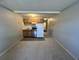 428 Great Rd #4 - Photo 1 of 1