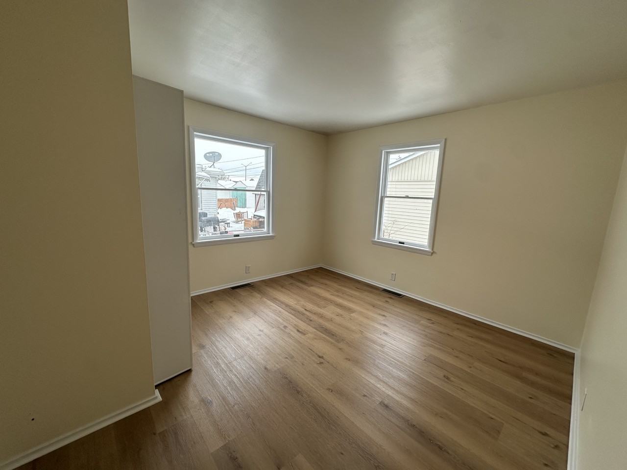 712 Geyer Ave #NA - Photo 5 of 10