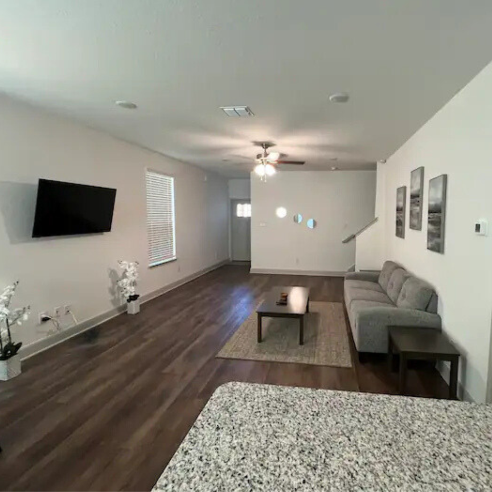 7715 Briarwood Pass #102 - Photo 3 of 19