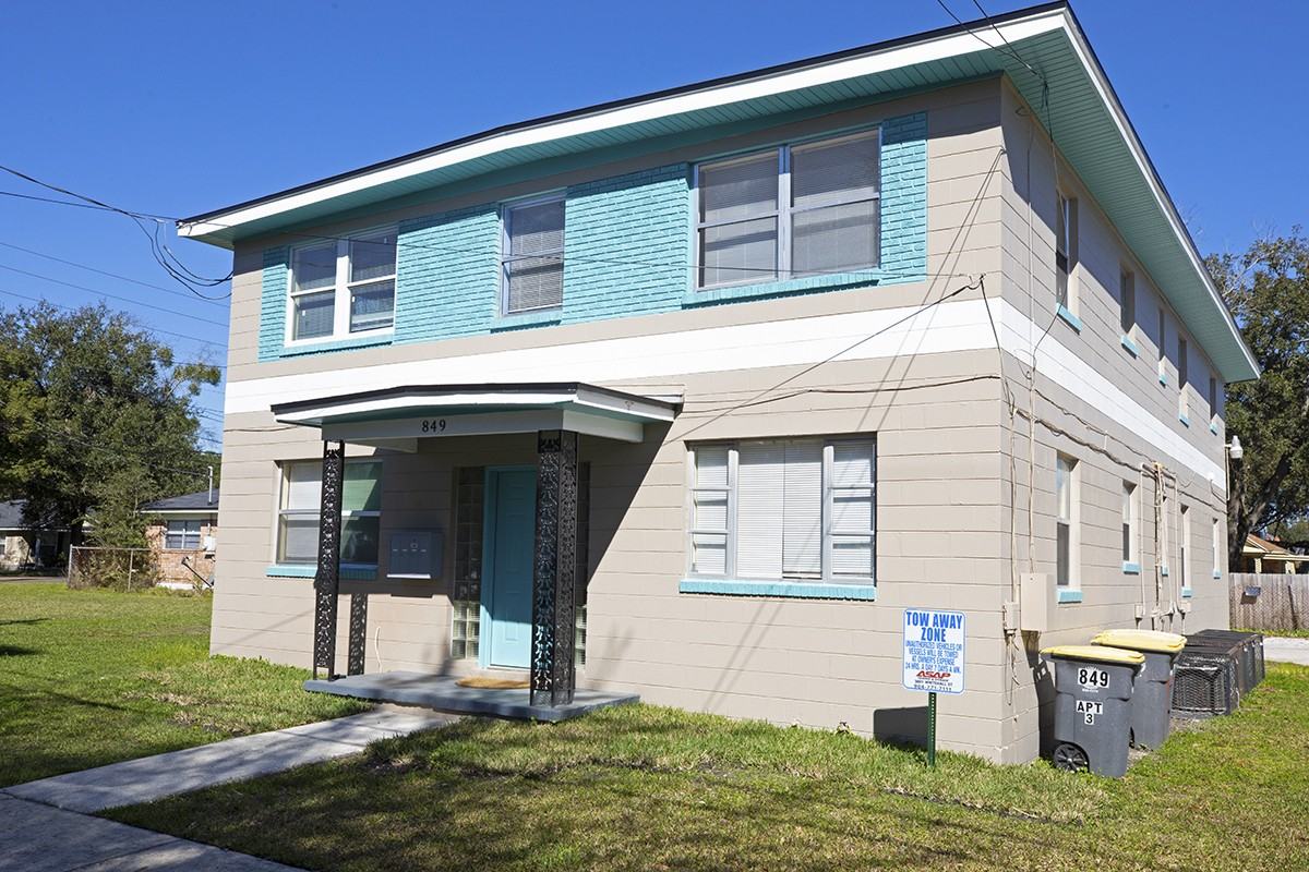 849 W 30th St #2 - Photo 2 of 11