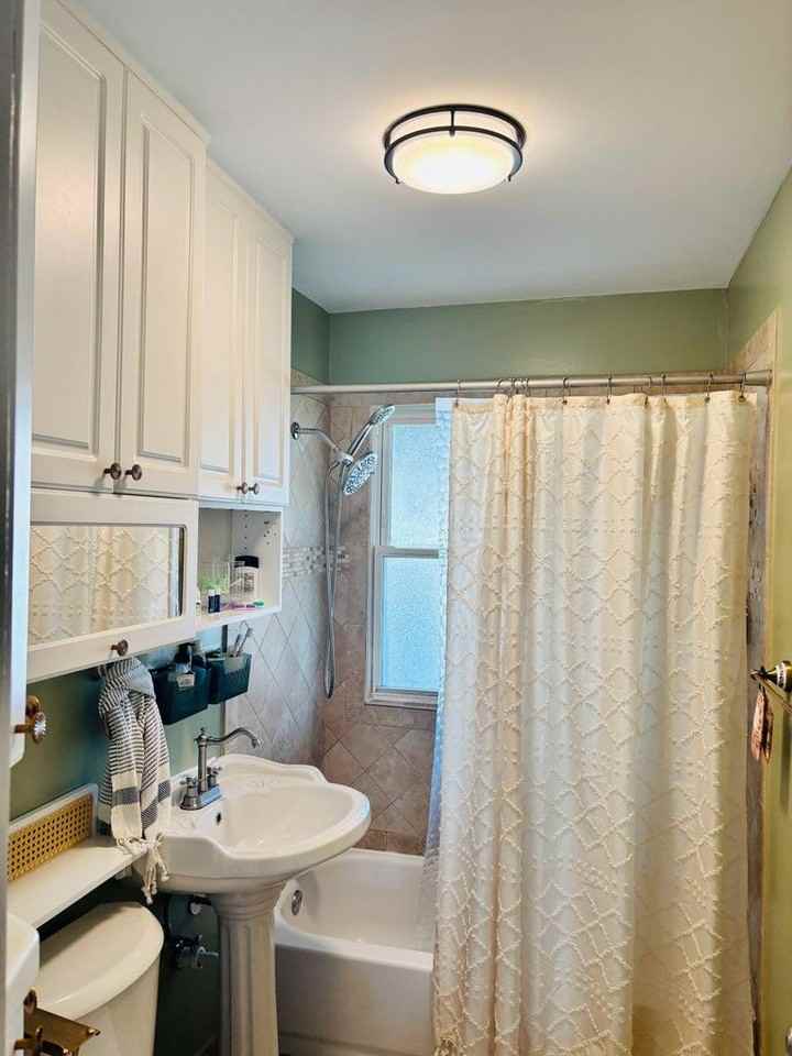 4224 N New England Ave #NA - Photo 3 of 7