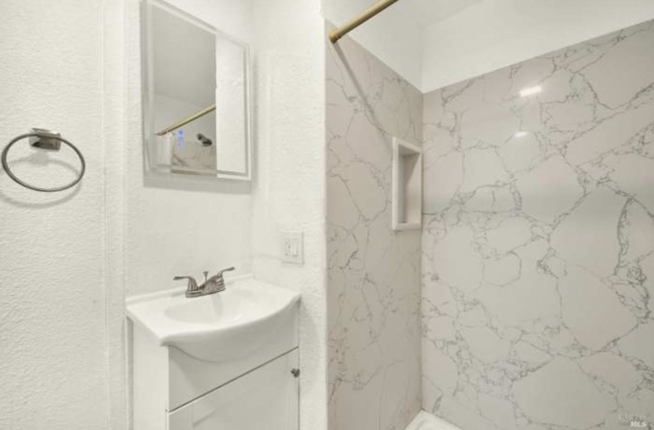 324 Ohio St #A - Photo 6 of 17