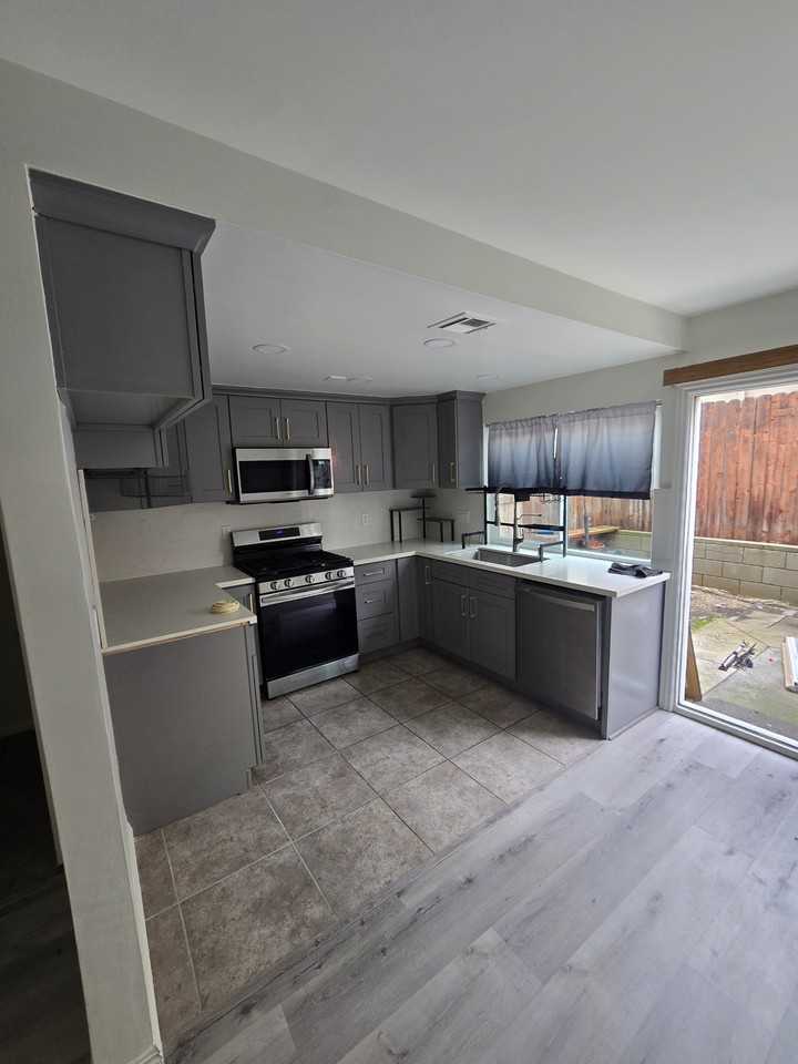 1025 Junipero Dr #NA - Photo 2 of 16