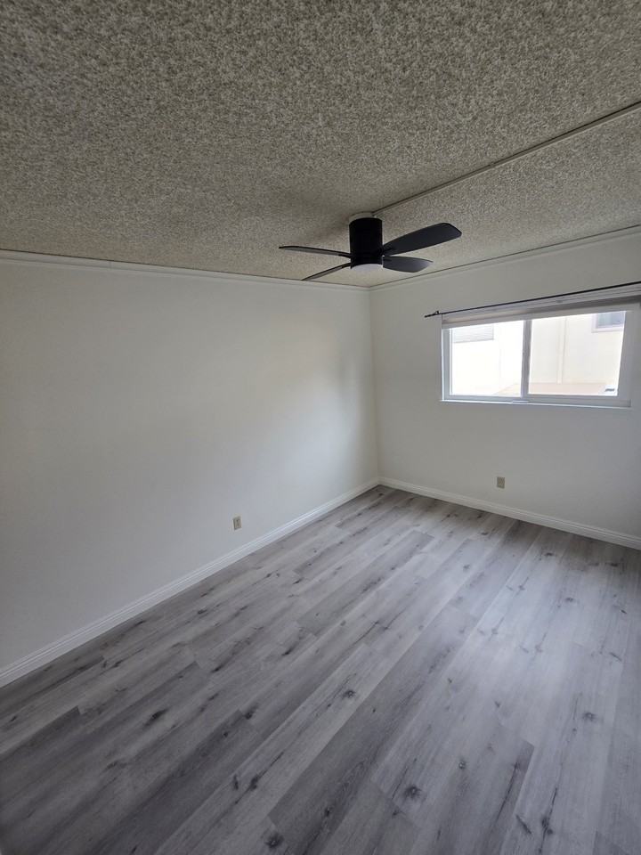 1025 Junipero Dr #NA - Photo 7 of 16